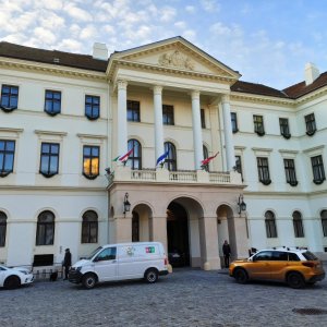 Tervezés » Sopron, Megyeháza felújítása